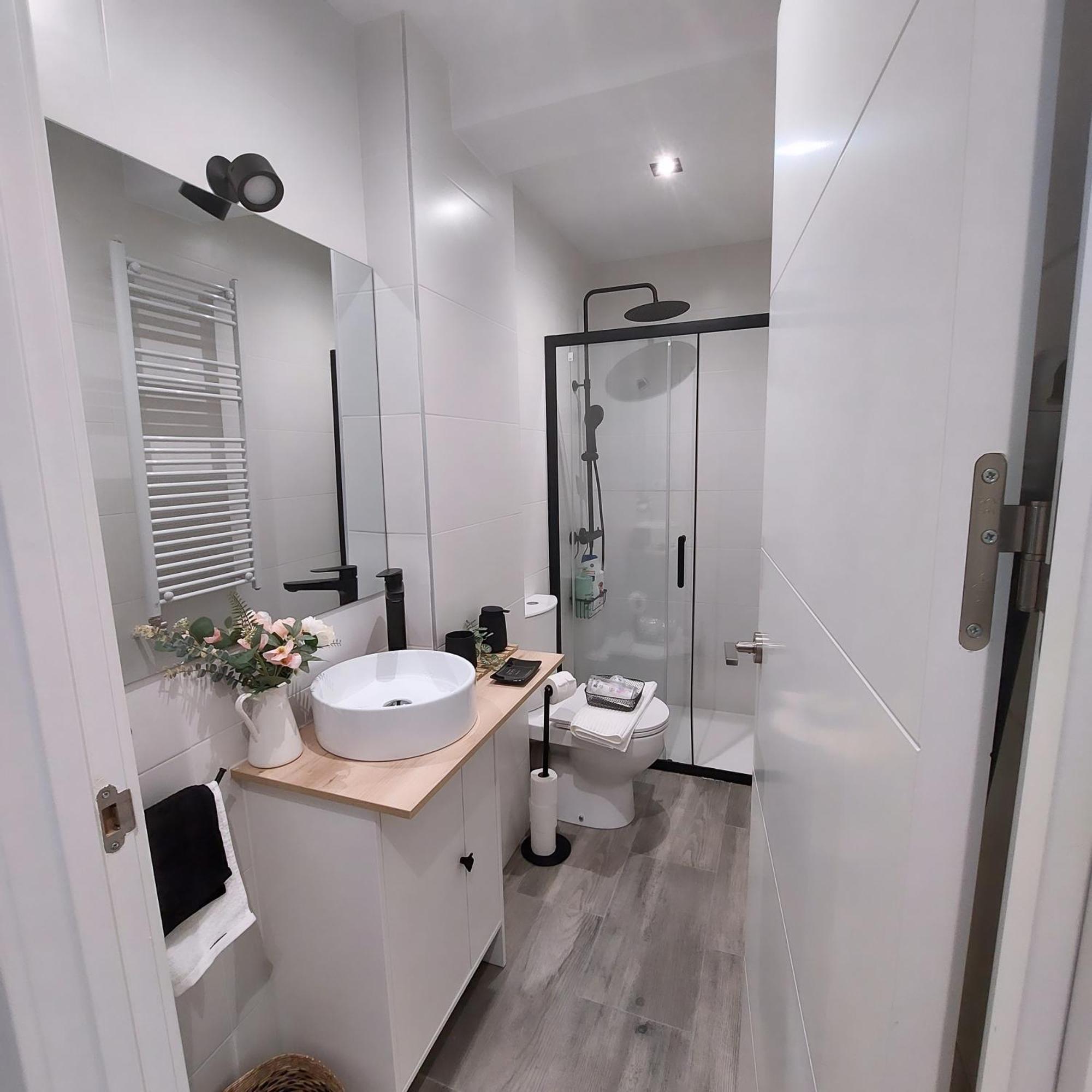 Apartamento Con Vistas A La Montana Oasis 圣比森特德拉松谢拉 外观 照片